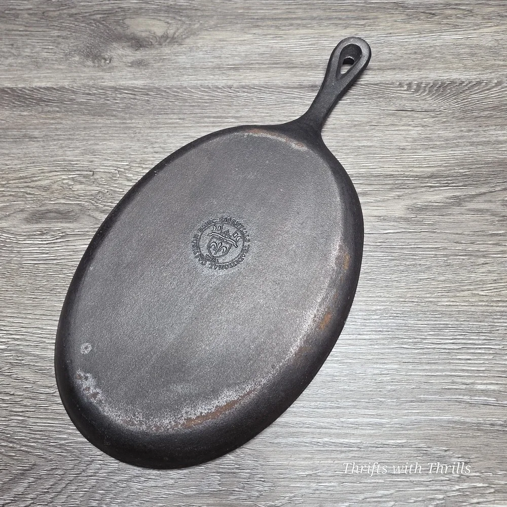 Traditional Castiron Basic Essentials Oval Fajita Skillet Black 9x7 Cast Iron